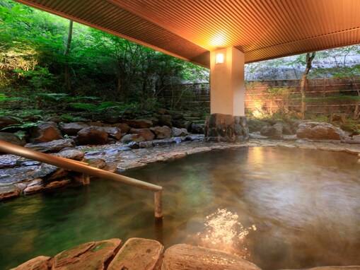 【楽天トラベル売れ筋1位】「盛岡つなぎ温泉 四季亭」は前沢牛と旬会席を味わう大人の温泉宿【3月18日】