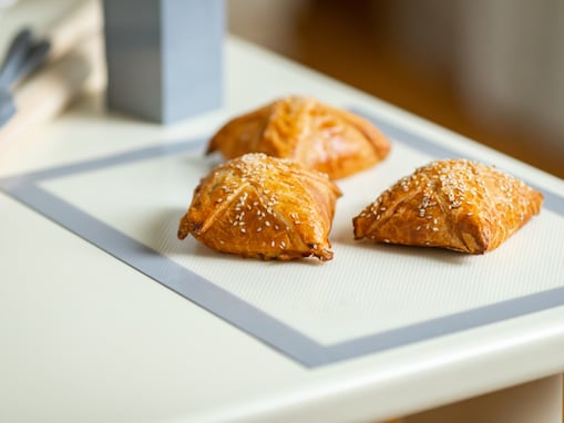 新年度のあいさつで贈りたい「千葉県のお土産」ランキング！ 2位「楽花生パイ」を抑えた1位は？【2026年調査】