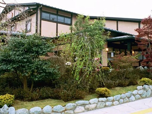 【埼玉県の人気日帰り温泉】「森のせせらぎ なごみ」は源泉掛け流しが自慢の施設。緑溢れる露天風呂でリラックス