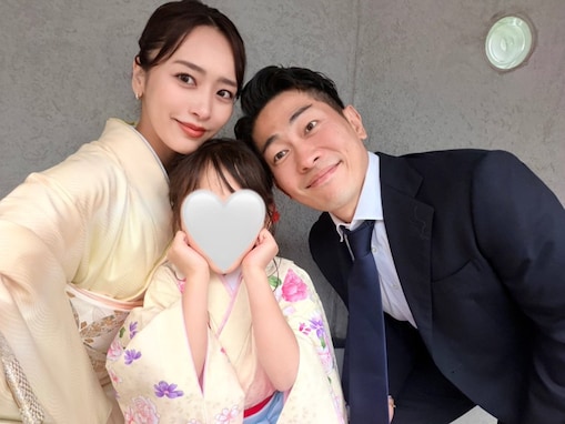 「家庭第一の風潮、ステキ」近藤千尋、次女の卒園式親子3ショットを披露！ 「和服姿めちゃめちゃ綺麗」