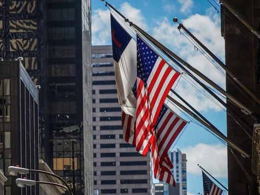 イラン攻撃の裏でくすぶる“致命的な火種”。トランプ氏の熱狂的支持層が離反する日