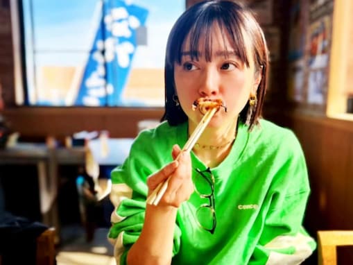 「仕事ではなくプライベートでこの可愛さ？」安達祐実、休日ショットに驚きの声「前髪あり珍しいですね」