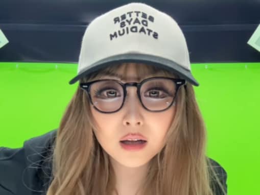 「ギャル時代に戻ったよー！」鈴木奈々、平成ギャルメイクを披露！ 「あの頃を知ってる民からしたら」