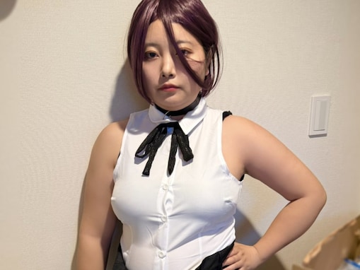 “20キロ増大”の人気女性タレント、『チェンソーマン』コスプレもチャック閉まらず「これ2XLなんだけどなあ」