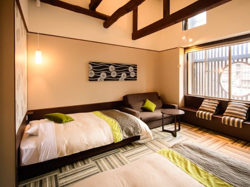 【楽天トラベルセール】群馬県「草津温泉 湯畑草菴」が特別価格で登場中