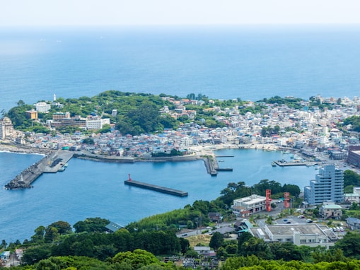 【静岡県】伊豆七島を一望できる。金目鯛などのグルメも充実する「稲取温泉」の魅力とは？