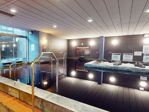 【東京都の人気スーパー銭湯】「THE SPA 成城」は都会で天然温泉を堪能できる施設。深く美しい黒湯と種類豊富なサウナが魅力