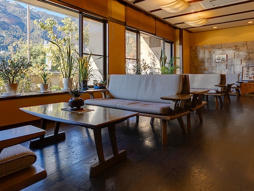 【下呂温泉の人気ホテル】「下呂温泉 悠久の華」が選ばれる理由