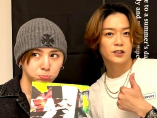 「色気お兄さん2人のツーショ苦しい」Hey! Say! JUMP高木雄也、“好きな人”との姿に「イケメン2人の破壊力」反響