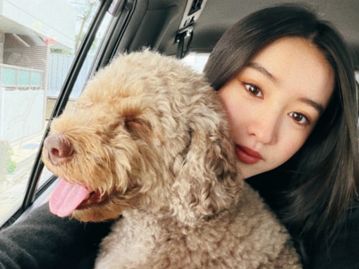 木村拓哉＆工藤静香の次女・Koki,、愛犬と車でお出かけ！ 貴重な自撮りショットを公開