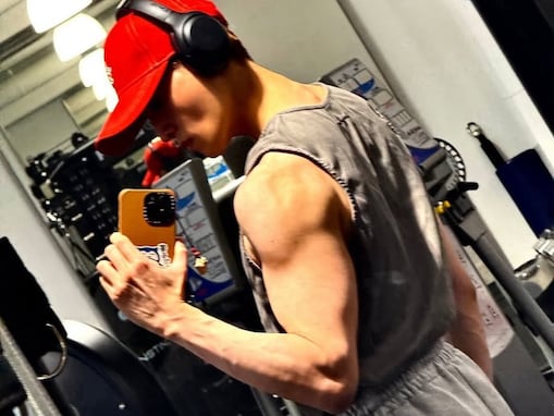 「凄い筋肉！」八木勇征、筋肉ムキムキショット公開「めっちゃかっけぇぇぇ」「ますますたくましい腕に」