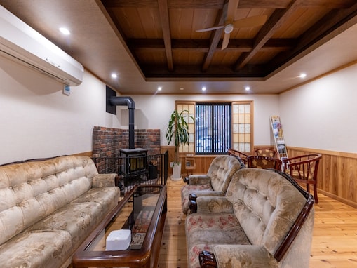 【楽天トラベル売れ筋1位】「古湯温泉 つかさ旅館」は全8室のぬくもり溢れる和の空間が魅力の宿【4月4日】