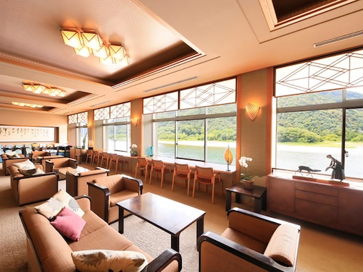 【岐阜県の人気ホテル】「鵜匠の家 すぎ山」は長良川の絶景と鵜飼の伝統を堪能できる宿