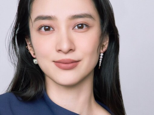 「盛ってないのに綺麗…」武井咲、ジュエリーまとう美麗モデルショット公開「母の顔ですね」「本物の美人」