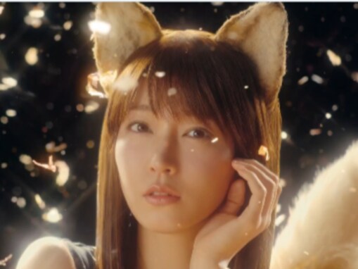 「吉岡里帆のビジュたまらんな」どん兵衛、新CM発表に「売上爆上がり」「でも！星野源さんがいないと！」