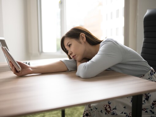 「50歳までには一人暮らしをしてみたい」41歳女性、年収420万円、実家暮らしの生活事情