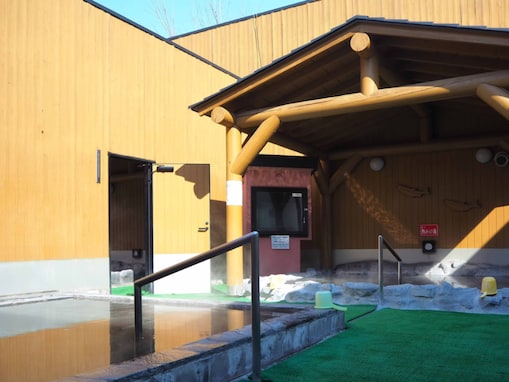 【北海道の人気日帰り温泉】「湯屋サーモン」は「モノを大事に清潔に」をモットーとした施設。露天や薬湯でリラックス