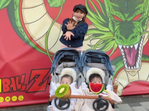 「更にイケメンになりましたね」中川翔子、双子息子と新宿御苑で花見「ずいぶん、大きくなりましたね」