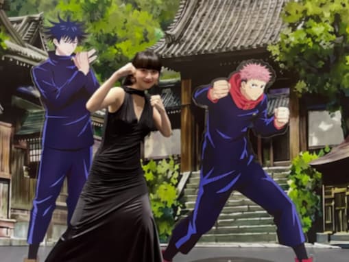 Cocomi、黒ドレス姿で『呪術廻戦』など人気アニメブース堪能！ 香港イベントのアンバサダー務める