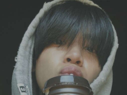 「破壊力ありすぎる」timelesz・松島聡、オフ感あふれる自撮りショットを公開！ 「今日も顔面国宝」