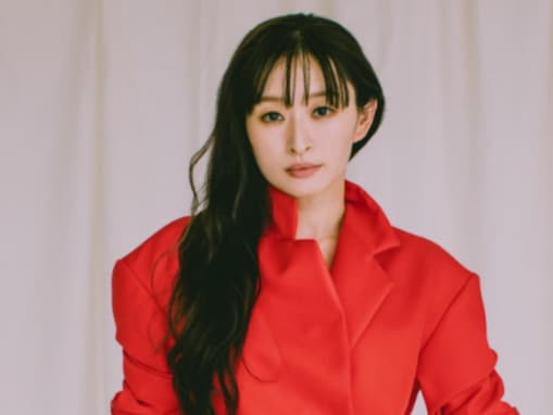 「足出してる!!」元SPEED島袋寛子、42歳とは思えない圧巻の美脚を披露「若返ってない？」「うわあ綺麗」