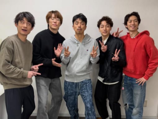 「白目うま」井ノ原快彦、“全員白目”の事故画ショットに反響「レベルが高い」「アイドルちゃうんかいな」