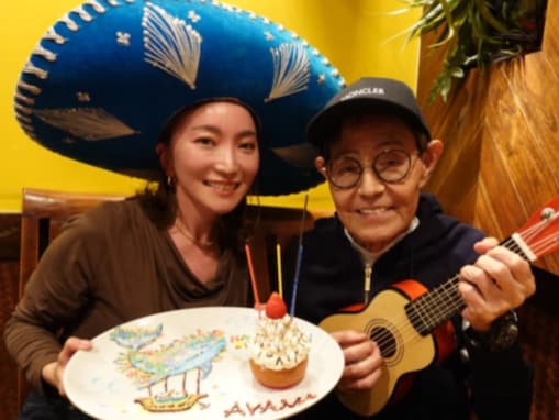 「カトちゃんと出会い１７年」加藤綾菜、38歳誕生日に加藤茶との夫婦ショット公開！ 「カッコいいぞ」