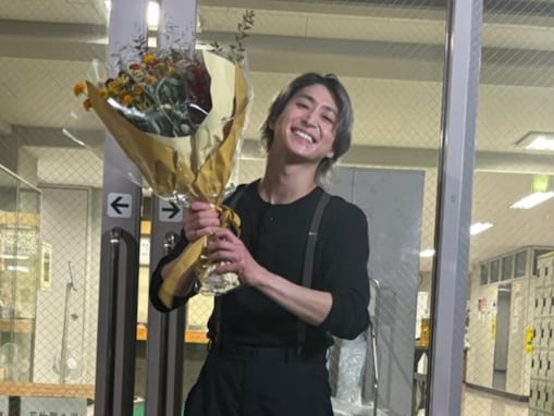「続編まってます」佐久間大介、主演映画のクランクアップショットを披露！ 「ワチャワチャ度可愛い」