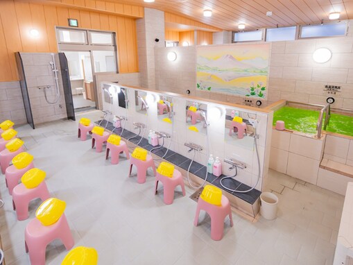 【東京都の穴場銭湯】「白水湯」は日比谷線入谷駅徒歩3分の下町銭湯。にんにく湯やコーヒー風呂など多彩な薬湯でリラックス