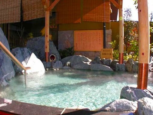 【愛知県の人気スーパー銭湯】「極楽湯 豊橋店」は朝風呂やオートロウリュが魅力の施設