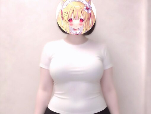 「神ボディすぎ」人気VTuber、“中の人”の体型比較ショットに反響「最高で最強の太もも」「めっちゃ理想」