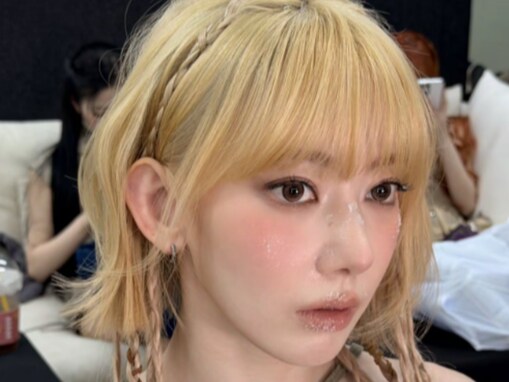 「一生可愛い」宮脇咲良、“顔が寒くて凍った”姿＆美脚ショット公開「好きです」「めちゃめちゃ素敵」