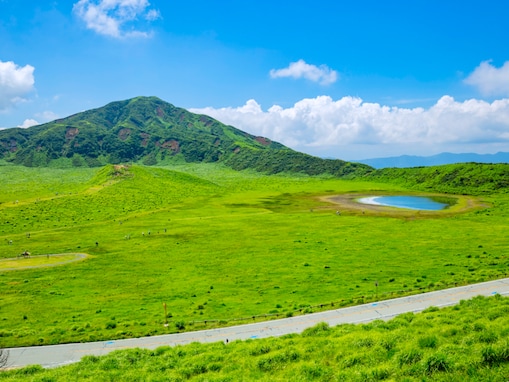 【40代男女が選ぶ】春に行きたい「熊本県の旅行先」ランキング！ 2位「阿蘇」を抑えた1位は？【2026年調査】