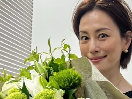 「元気そうで良かった」米倉涼子、仕事終わりの最新ショットに反響！ 「相変わらず本当にお綺麗です」