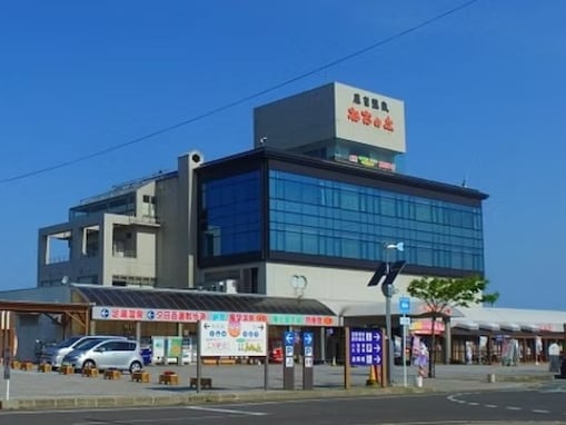 【秋田県の人気スーパー銭湯】「眺海の湯」は日本海を一望できる施設。ナトリウム－塩化物強塩泉でリラックス