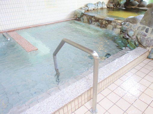 【長崎県の人気日帰り温泉】「みずほ温泉千年の湯」は「高張性」の濃厚な泉質が自慢。露天風呂やサウナでリラックス