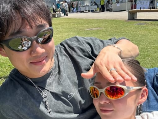 「えやばい！！」F1ドライバー・角田裕毅、ストーリーズで彼女初公開？ 「手で影作ってあげてるのメロ」