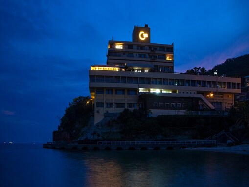 【和歌山県の人気ホテル】「和歌の浦温泉 萬波 MANPA RESORT」が選ばれる理由
