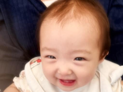 杉浦太陽、9カ月次女の満面の笑み公開！ 妻・辻希美のキスショットも「ユメちゃんのSmile Again」