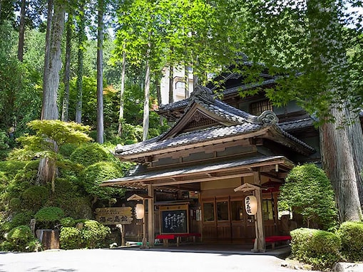 【岐阜県】極上の癒やしに身を委ねる。クチコミで話題の「一度は泊まりたいホテル」3選