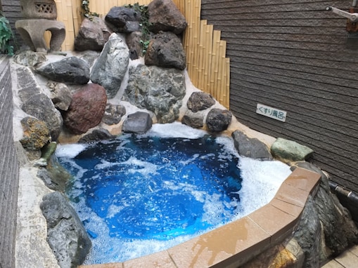 【愛知県の人気銭湯】「白山温泉」は名古屋駅近くにある2種類のサウナと8種類のお風呂のある銭湯施設。こだわりの名物風呂でリラックス