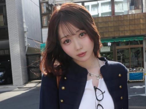 「おへそに感謝」大谷映美里、へそ出し＆美脚ショットを披露！ 「色っぽ〜」「こんなん反則やわ」