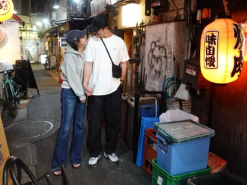 「結婚しちゃえよ」鈴木奈々、イケメン後輩との“路地裏デート”姿に反響「身長差が良い感じ」「めっちゃお似合い」