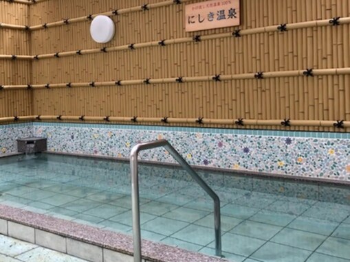 【北海道の人気銭湯】「にしき温泉」は多彩な浴槽と2種類のサウナがそろった人気の銭湯。開放感ある源泉かけ流し浴が魅力