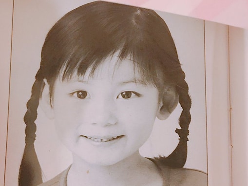 「めちゃくちゃ夢ある」中川翔子、子役時代の姿＆スーパー戦隊の変身ポーズを披露！ 「夢叶ってるじゃん！」