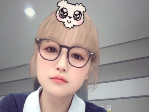 「K-POPアイドルみたいな可愛さ」鈴木奈々、金髪姿の別人級ショットに反響！ 「女子高生でも通りそう」