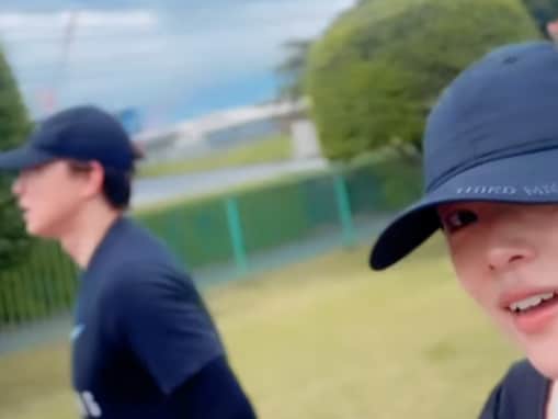 バスケ五十嵐圭の妻・本田朋子、“夫婦で朝ラン”する姿に反響「旦那さんに嫉妬してしまいます」「素敵」