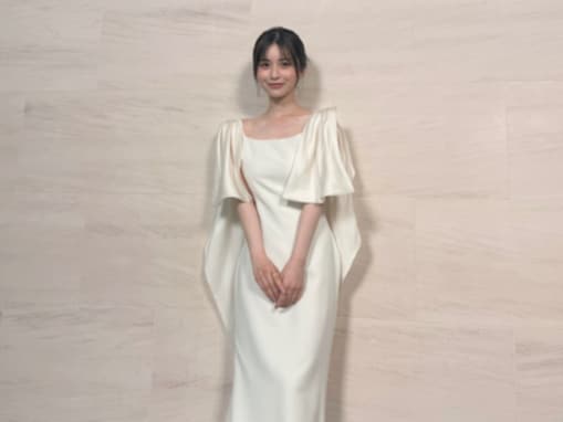 長濱ねる、白ドレス姿で圧巻スタイル披露 ！ 映画『ラブ≠コメディ』試写会でのオフショット公開