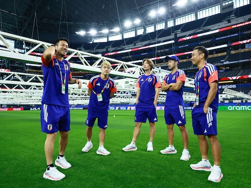 「信じてるから、楽しんで」堂安律、W杯初戦直前、長友佑都らとの貴重なオフショットに「律さん頼んだ！」