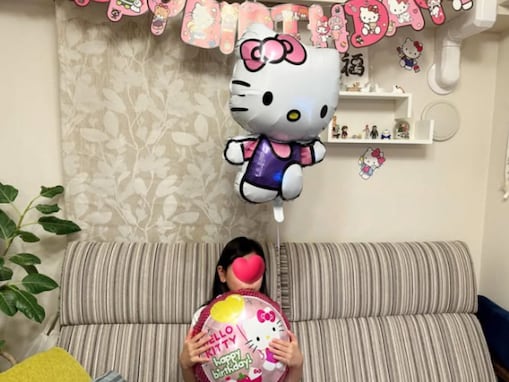 お笑い芸人の美人妻、長女9歳の誕生日を報告！ 「早いなぁ、、あんな小さかったのに」「幸せだろうな」